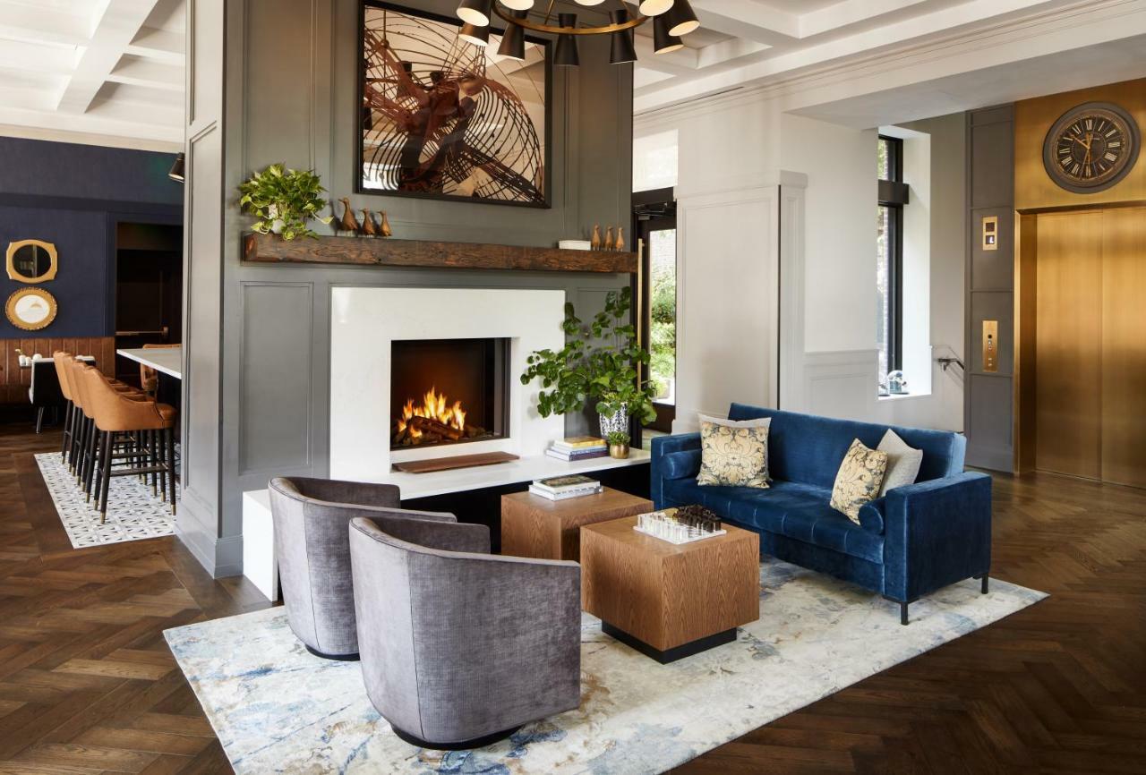 The Whitney Hotel Boston Luaran gambar The lounge at the 100 Lincoln Street