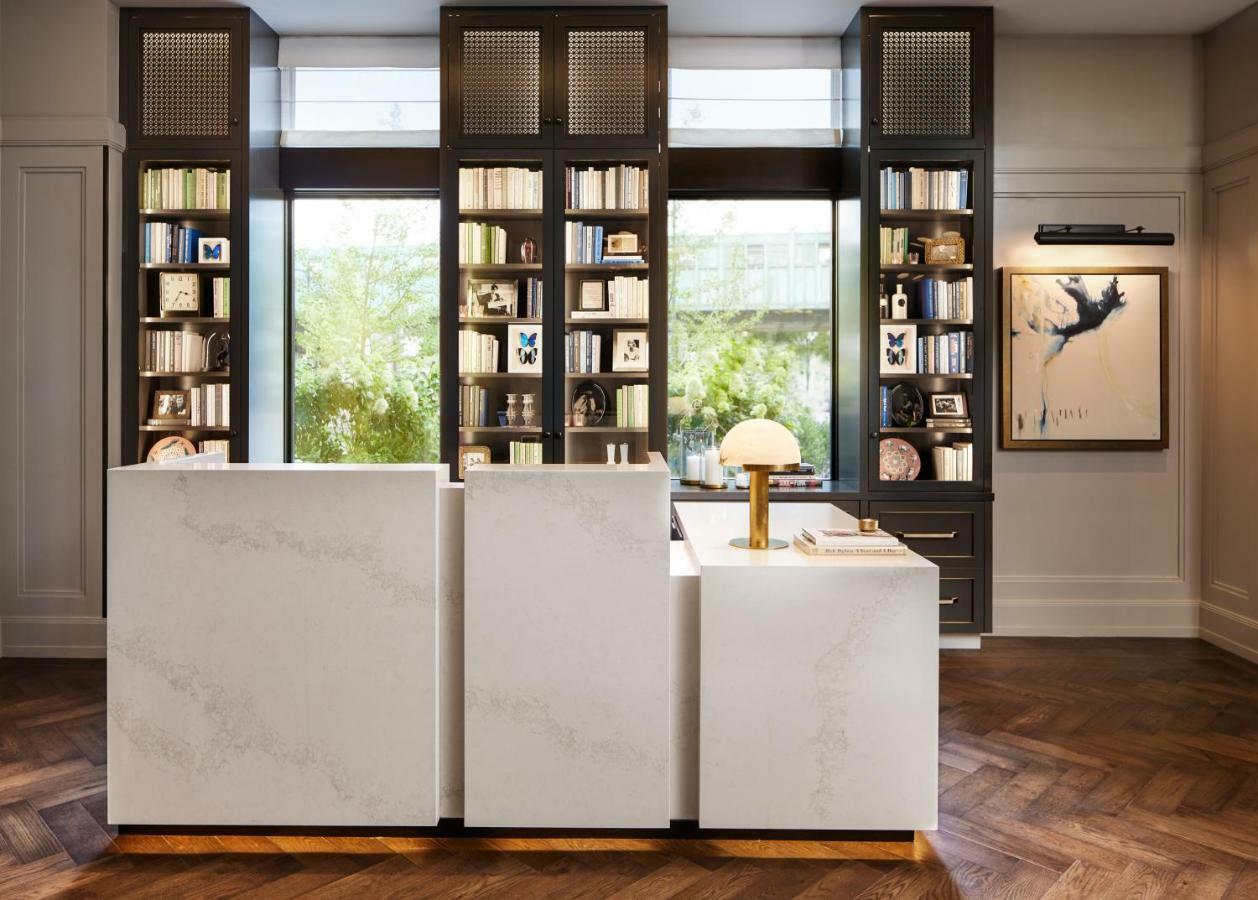 The Whitney Hotel Boston Luaran gambar The Library at The Ivy Collection