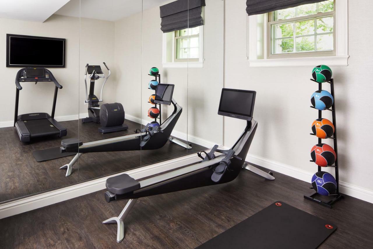 The Whitney Hotel Boston Luaran gambar A home gym