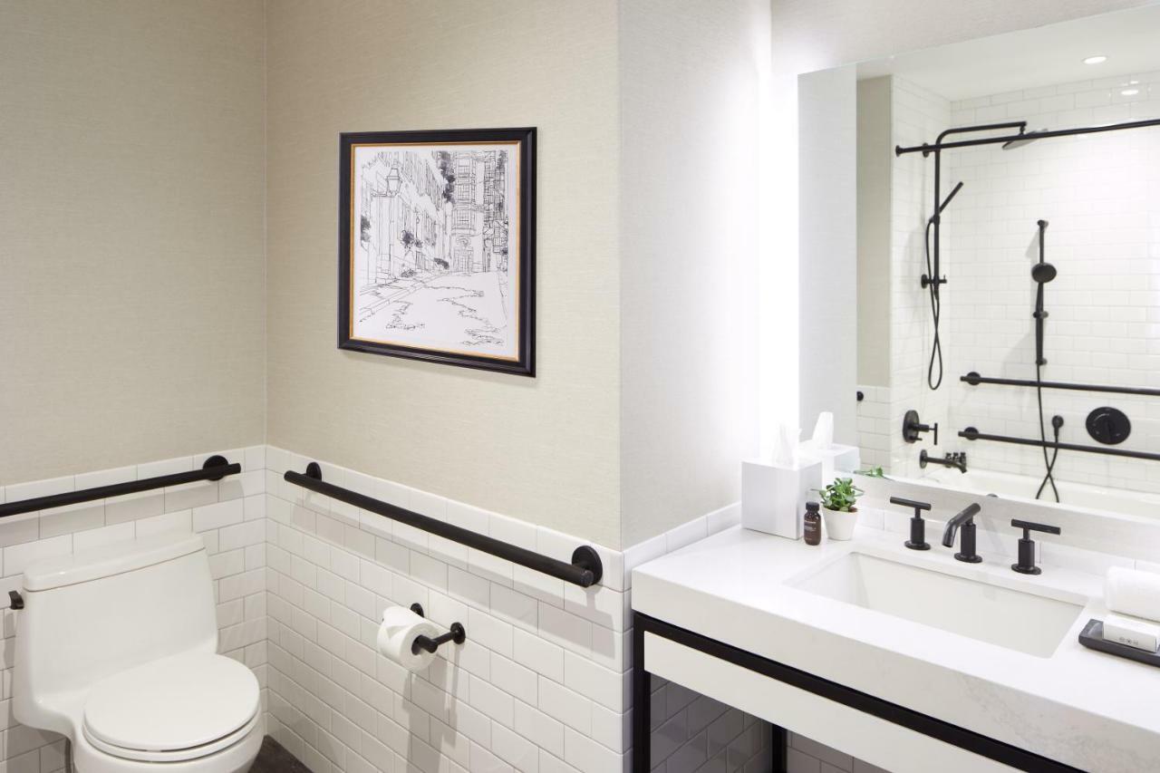 The Whitney Hotel Boston Luaran gambar Bathroom
